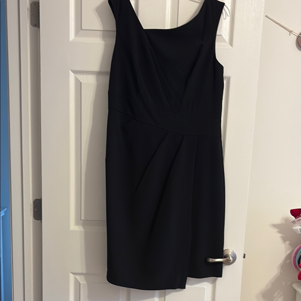 Elegant Black Sleeveless Dress